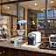 La Quinta Inn & Suites by Wyndham Secaucus Meadowlands