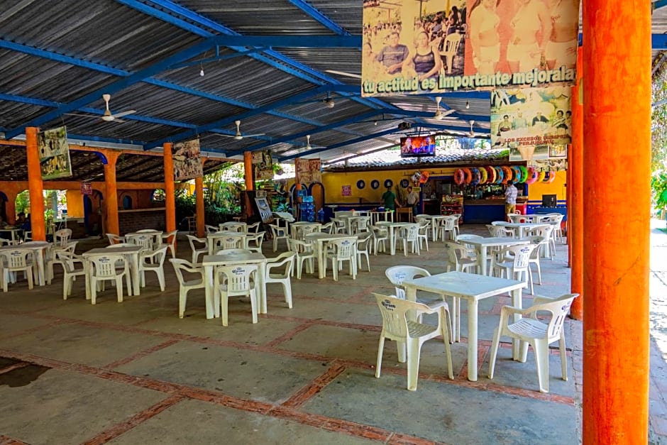 Balneario y Cabañas ISIS