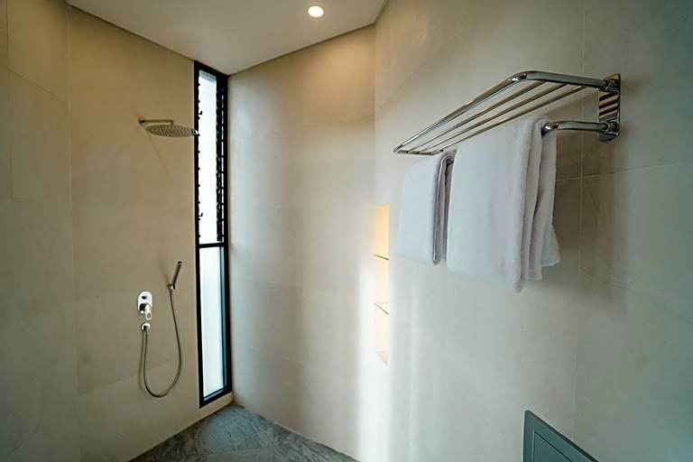 The Seis Villa