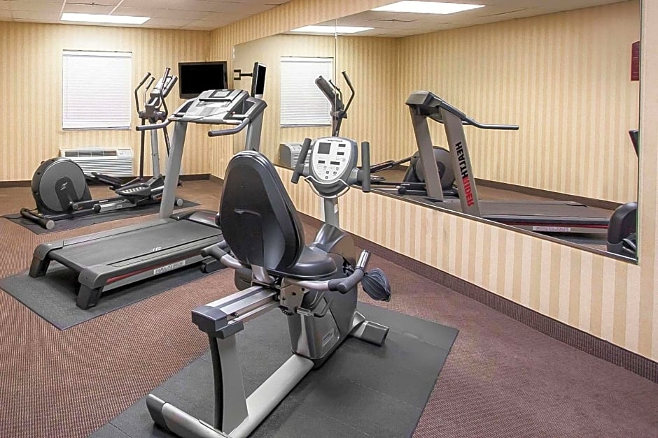 Sleep Inn & Suites Airport Pearl