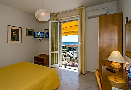 Double or Twin Room with Balcony