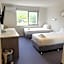 Carlton Suites