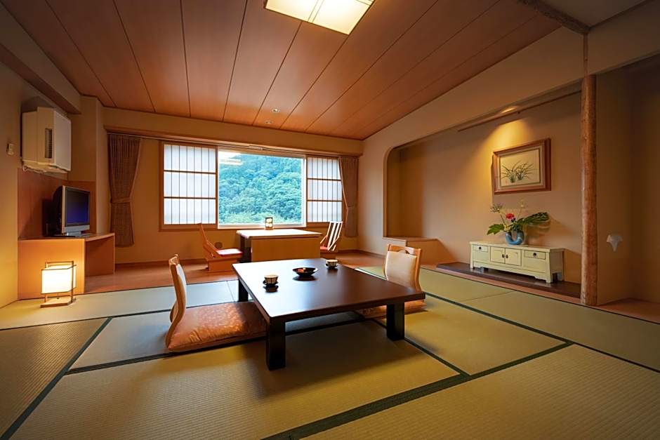Eirakukan
