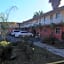 Long Beach Motel