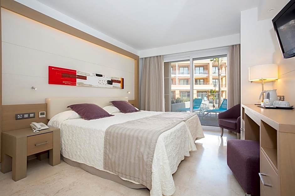 Hipotels Playa La Barrosa - Adults Only