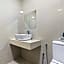 Puchong Skypod Residence, 1-5 pax with Balcony Unit, Walking Distance to IOI Mall, 10min Drive to Sunway