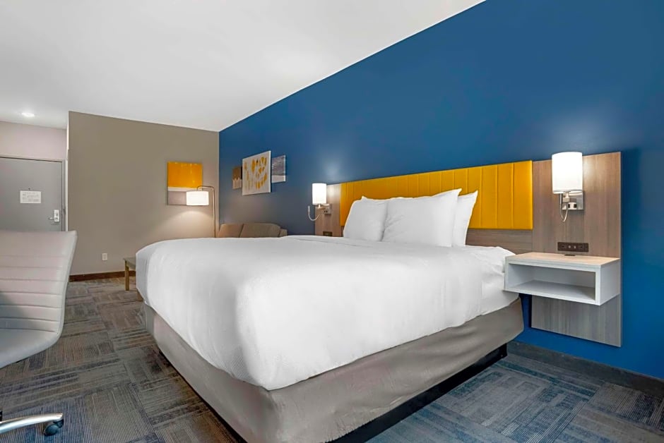Comfort Inn & Suites
