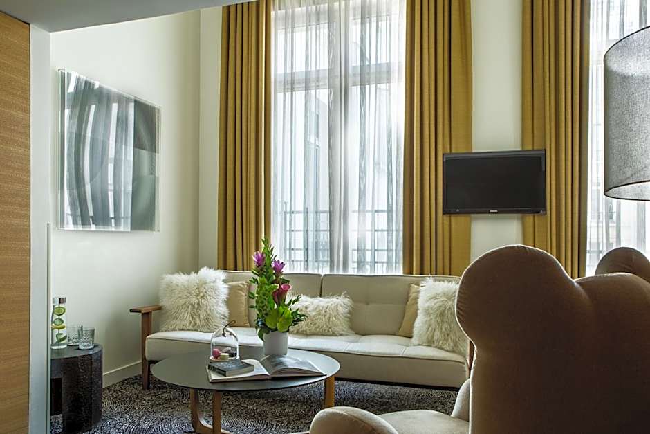 Hotel Marignan Champs-Elysees