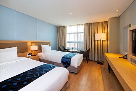 Special Offer - Standard Twin Room with Breakfast 1+1