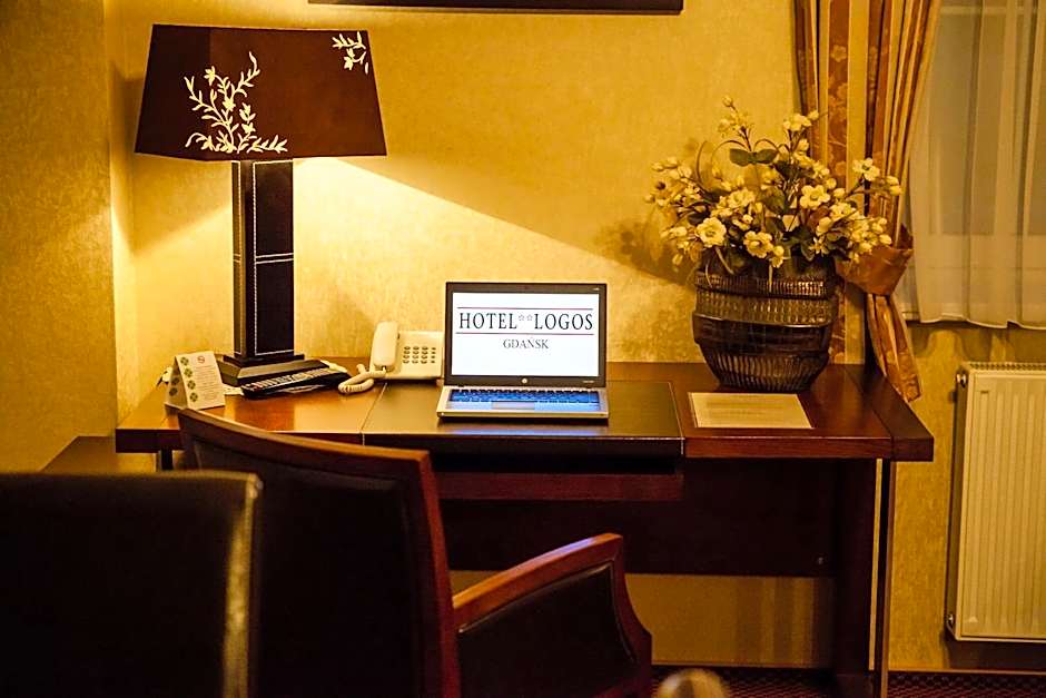 Hotel Logos