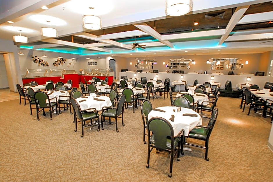 Ramada Hotel & Conference Center by Wyndham Lewiston