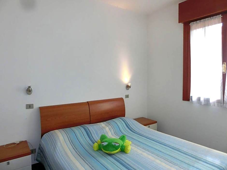 Cozy flat with pools in a holiday village