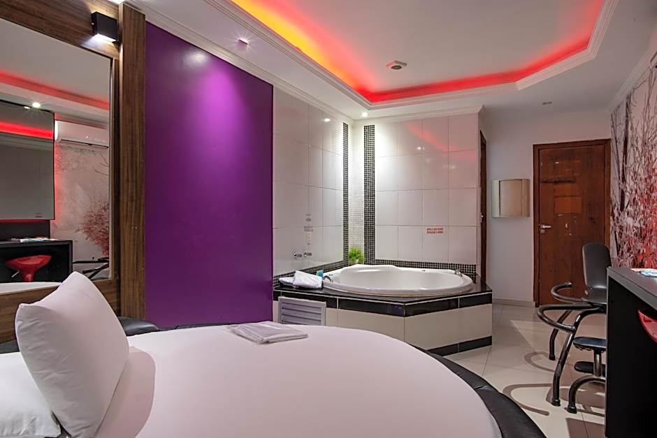 Motel Fantasy 2 (Adult Only)