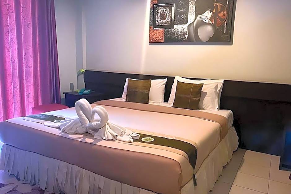 The Nice Patong Hotel