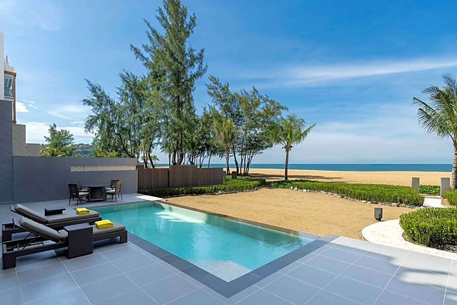 Photo 1 of 12 of 2 Bedroom Suite, Beachfront