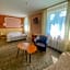Hotel BEST with FREE PARKING