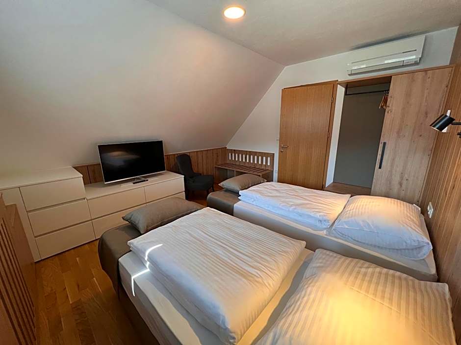 Na Vasi restavracija in prenočišča