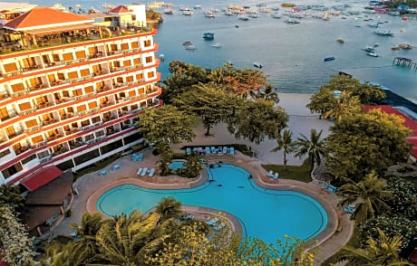 Cebu White Sands Resort And Spa