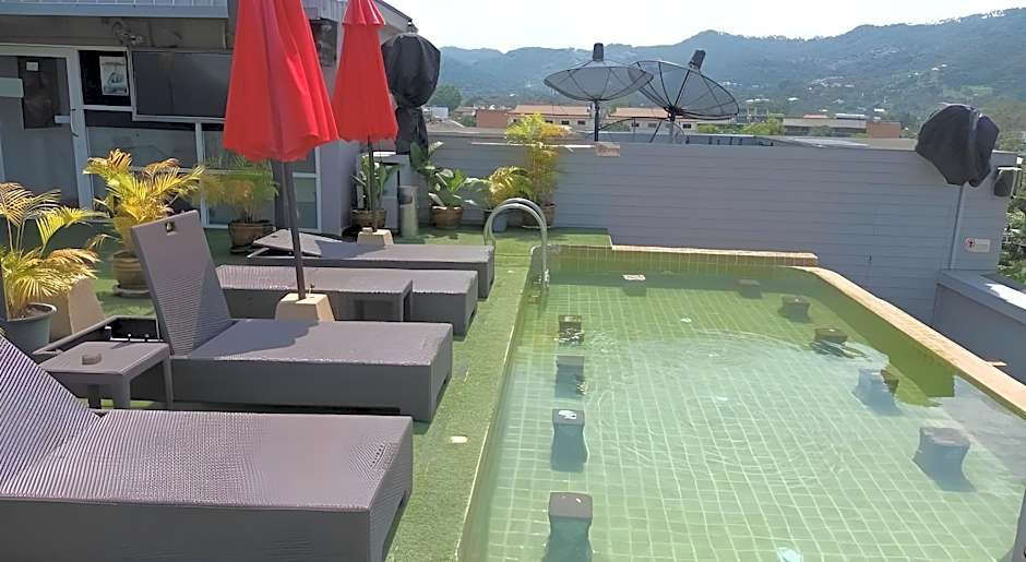 Cheeky Monkey Samui Hostel