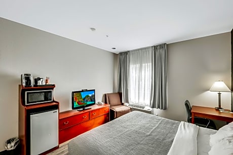 Queen Room with Two Queen Beds - Non-Smoking