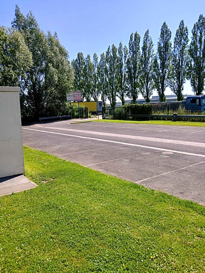 Unisotel Valenciennes EX-hôtel F1