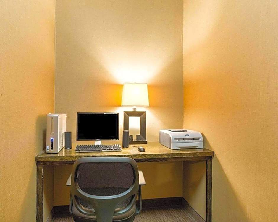 Comfort Inn & Suites Winnie