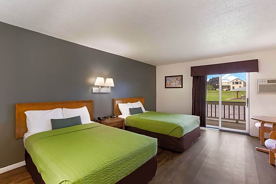 Photo 1 of 6 of 2 Double Beds