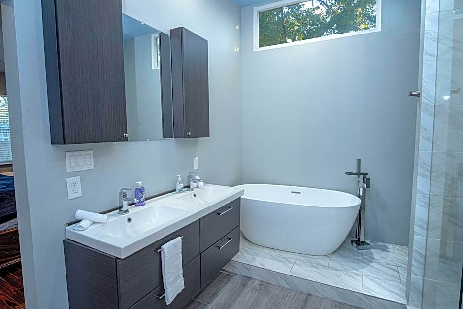 Prosperity Place Remodeled 3br 2ba Near Downtown