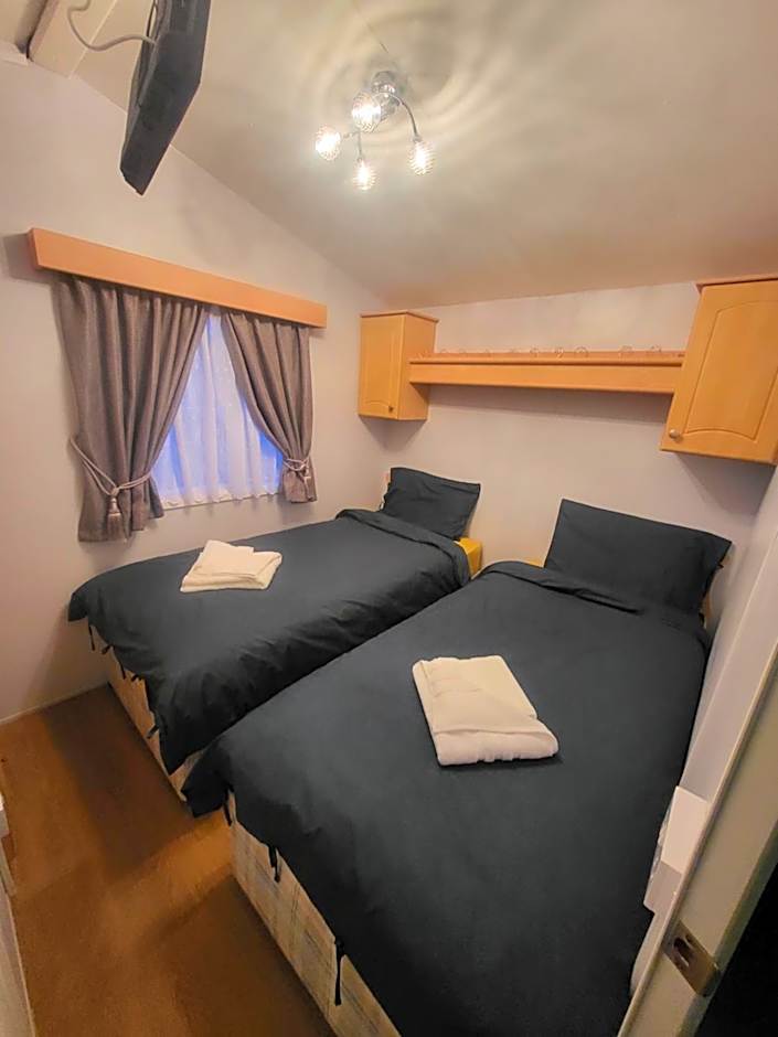 Vacation Escape - Valley Farm -Clacton-on-sea - Holiday Park