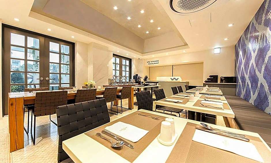 Winners Hotel