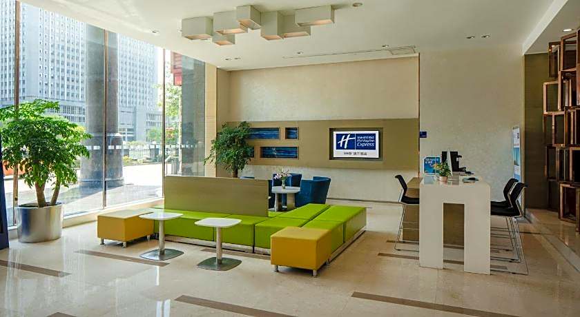 Holiday Inn Express Luoyang City Center By IHG