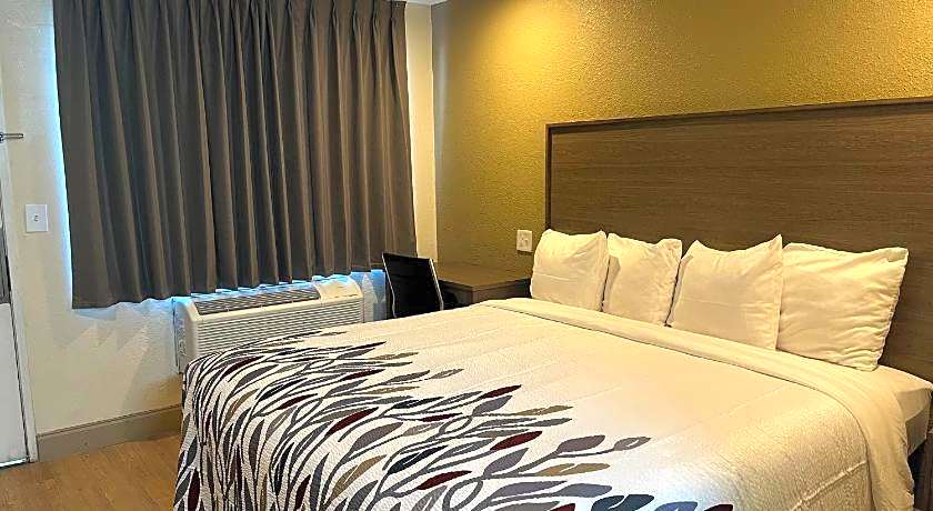 Red Roof Inn Haltom City