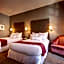 Hotel Giraffe