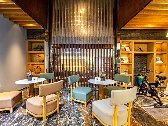 Bonilyi Hotel (Ningbo Beilun Yintai City )