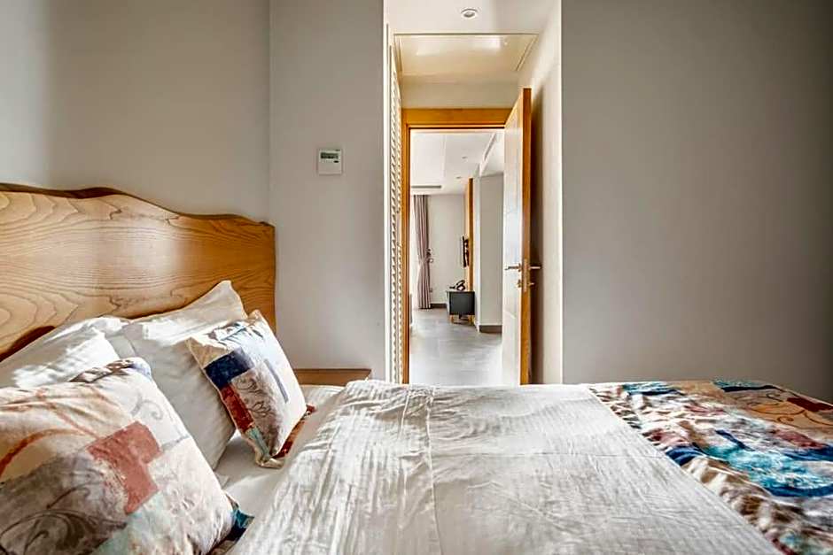 Degirmenburnu Residence