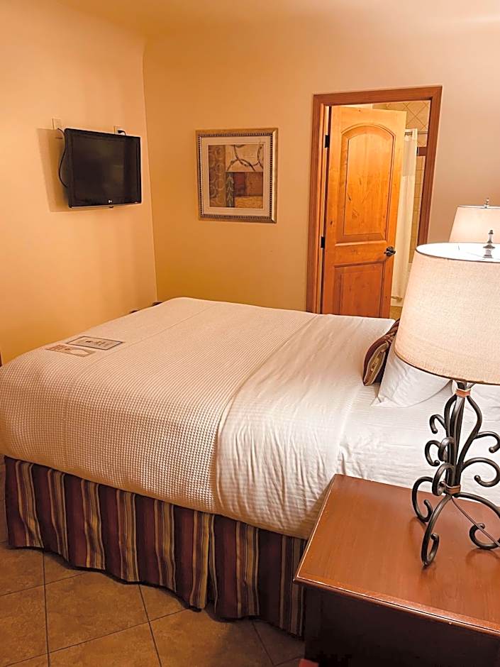 Los Arboles Hotel