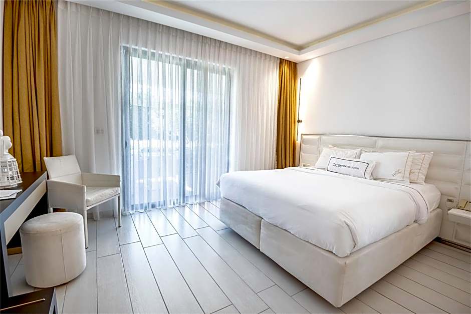 Diamond Deluxe Hotel - Adults Only