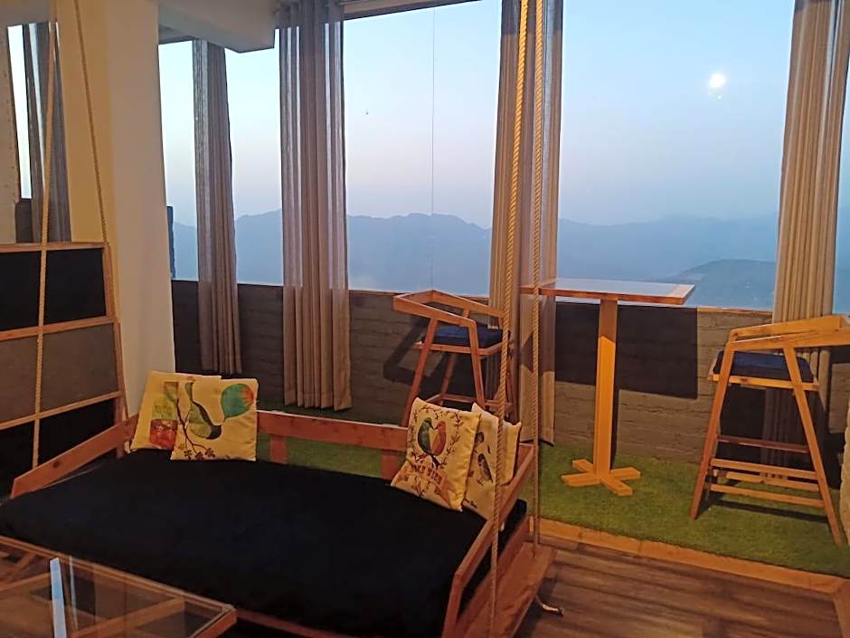 Photo 1 of 10 of Zephyr House CASA Stay