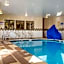 La Quinta Inn & Suites by Wyndham South Holland