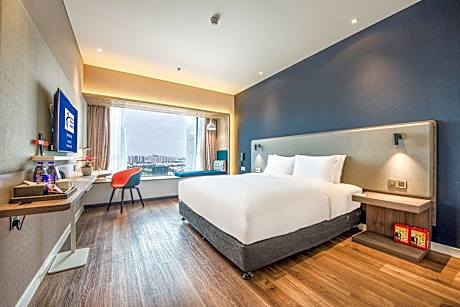 1 King Standard Extra Floor Space Junlan Golf