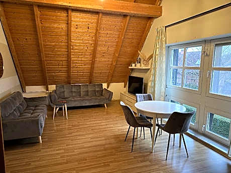 2 Schlafzimmer+Wohnzimmer-Apartment-Superior-Eigenes Badezimmer