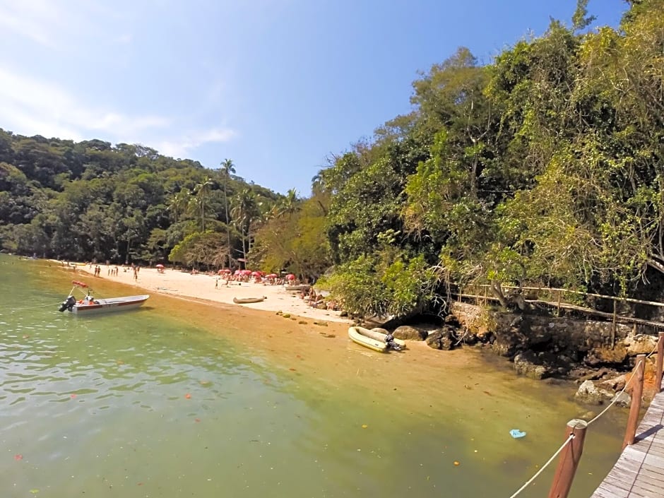 Pousada Praia Da Crena
