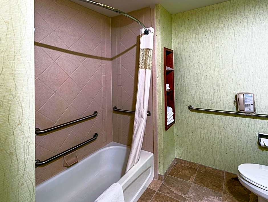 Hampton Inn By Hilton & Suites Rockland
