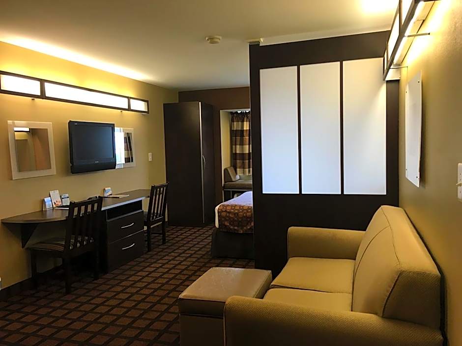 Photo 1 of 15 of Studio 1 Queen Bed Suite