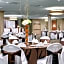 Holiday Inn Hotel & Suites Overland Park-West By IHG
