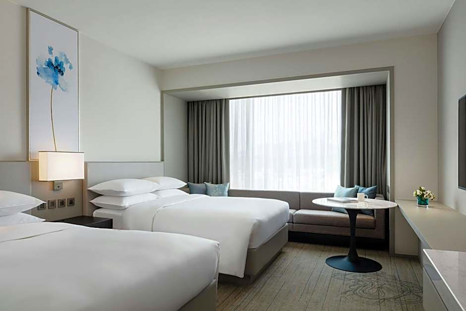 Photo 1 of 6 of Executive 2 Beds