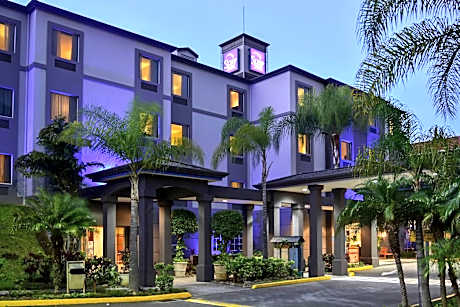 Sleep Inn Paseo Las Damas