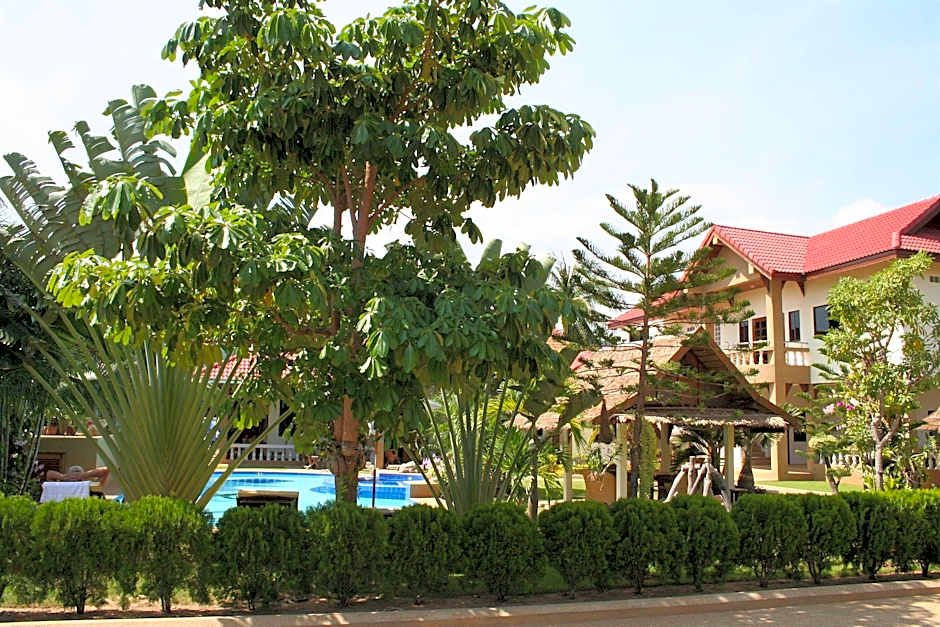 Long Beach Inn