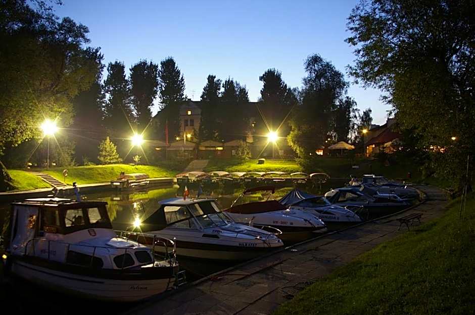 Hotel Zamek Pułtusk Dom Polonii
