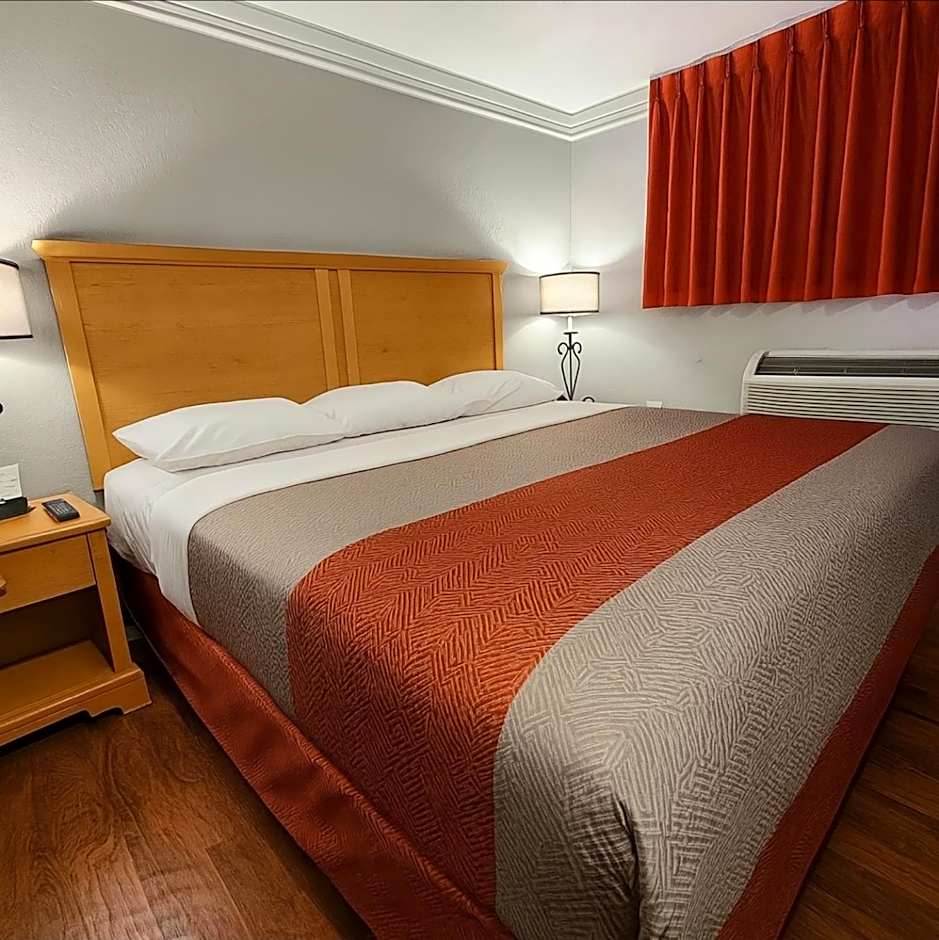 Motel 6-Canon City, CO